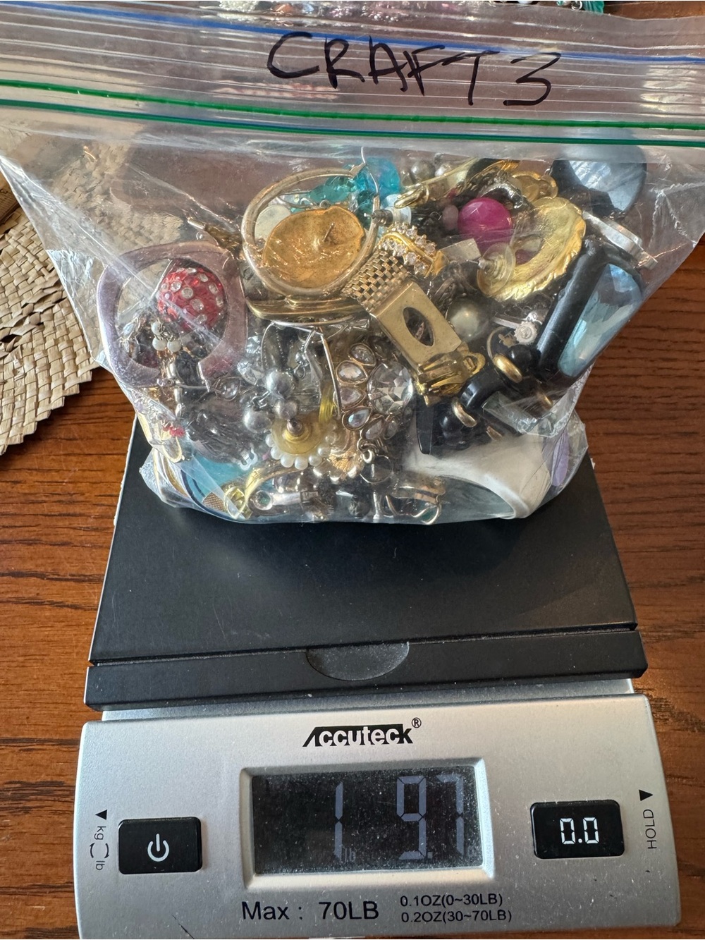 1.5+Pounds Bulk Craft Jewelry Lot Vintage Costume Modern Junk Beads Parts Estate - Picture 4 of 4
